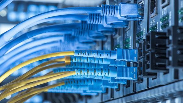 服務(wù)器網(wǎng)卡光口和電口的區(qū)別?(圖1) 服務(wù)器網(wǎng)卡光口和電口的區(qū)別?(圖1)